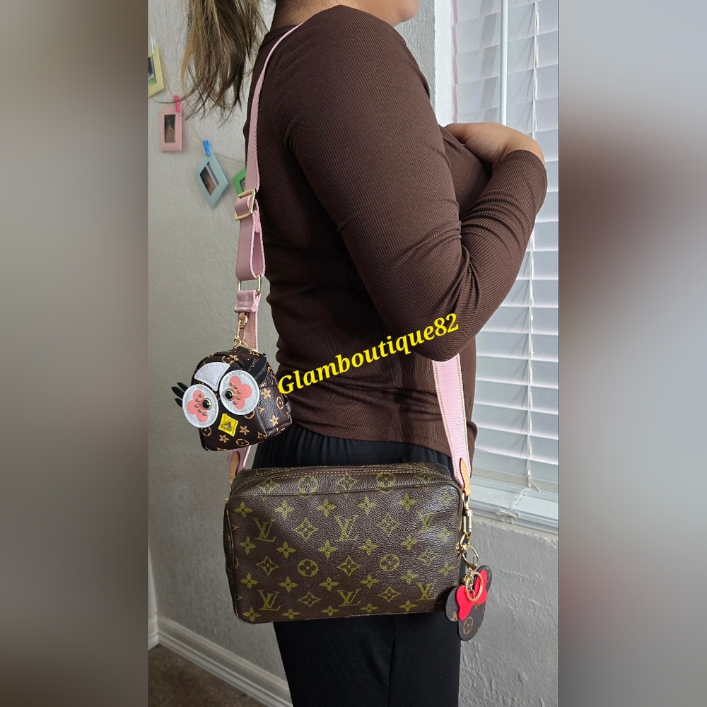 💚Vintage Louis Vuitton Monogram Brown Women's Crossbody Trousse 23 Pouch Bag💚 - Picture 16 of 17